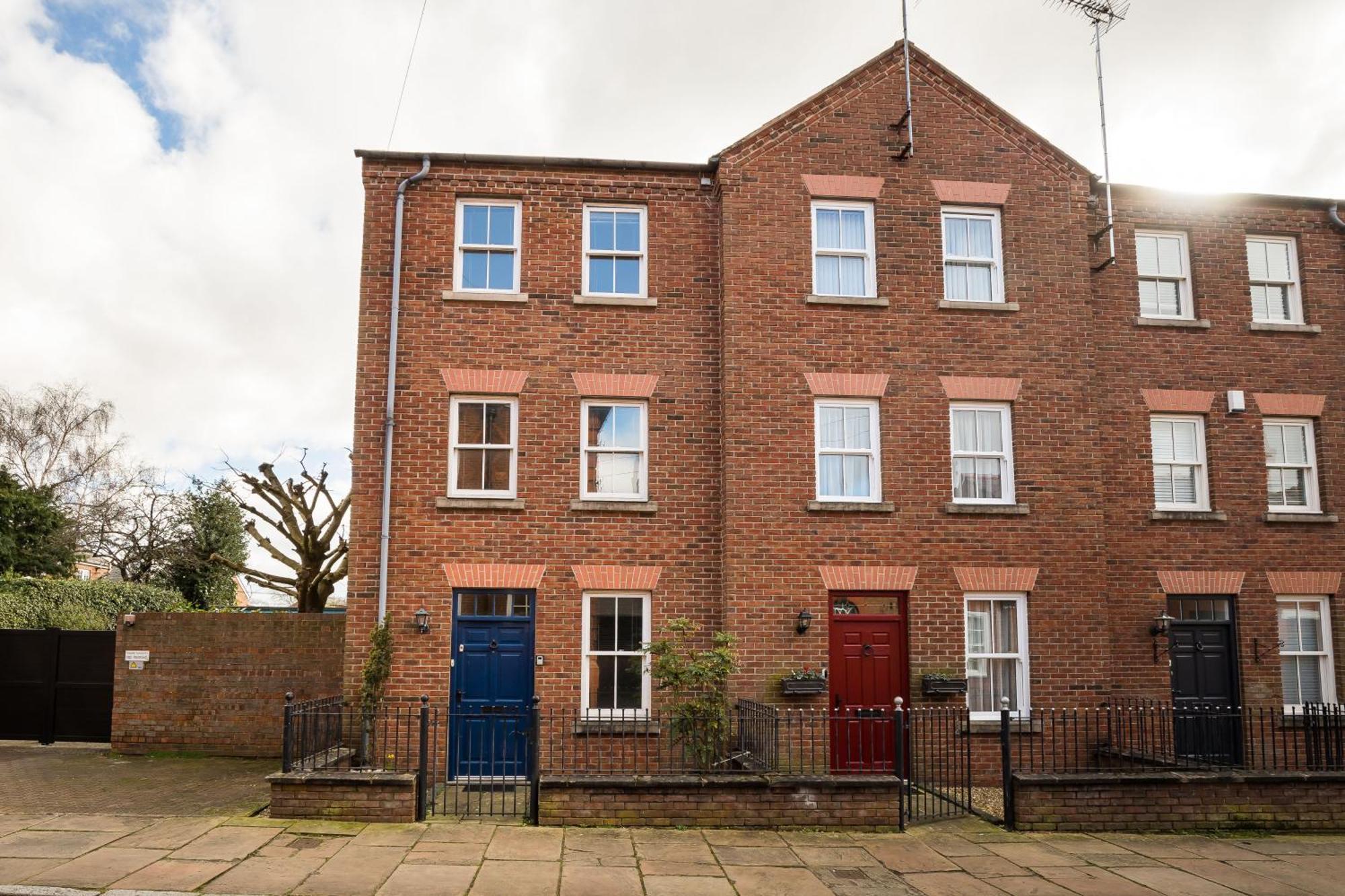 Hotel Spacious, 3 Bed House For 6 In Central Chester Exterior foto